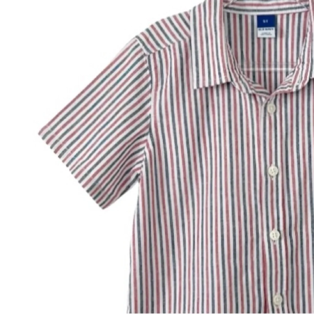 Boys 5T Old Navy Button-Up Striped Short Sleeve Shirt